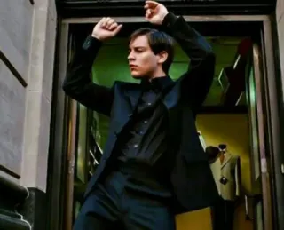 🕷 Peter Parker Spider-Man 3 dança, terno, terno preto, tobey maguire, spider-man, marvel whatsapp sticker