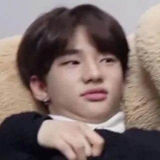 🍫 pessoa, expressão, nojo, K-pop whatsapp sticker