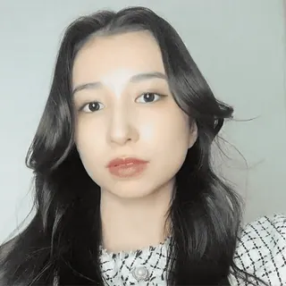 👩🦱 telegram sticker