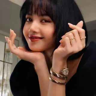 🎶 Lisa リサ, K-POP, Blackpink, 歌手, アイドル, アジア人, 女性, 美人 telegram sticker
