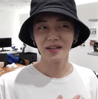 🍙 Yeonjun kpop, 然竣, txt, 偶像, 歌手, 渔夫帽 whatsapp sticker
