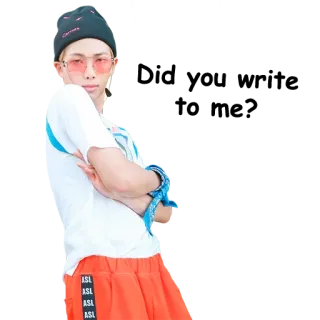 🤔 RM kpop, rm, bts, musica, idol, cantante, moda, stile telegram sticker