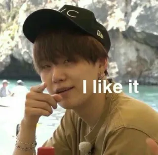 🦔 I like it kpop, 아시아, 가리키는, 좋아요, 긍정적인 telegram sticker