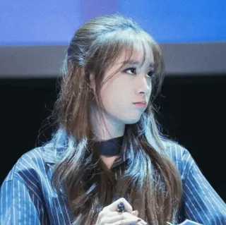 🌚 kpop, idol, girl, portrait, woman, asian, singer whatsapp sticker