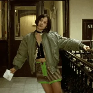 🎗 Mathilda Léon: The Professional filme, filme, Natalie Portman, Mathilda, Leon, O Profissional, anos 90 whatsapp sticker