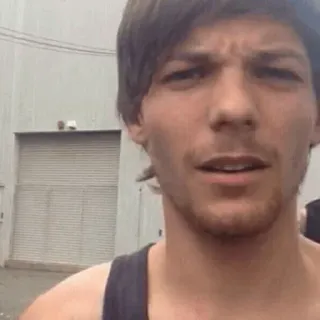 🥛 Louis Tomlinson personne, homme, chanteur, musicien telegram sticker