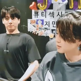 👨‍🍼 큐티섹시 K-Pop, BTS, Coréen, Idole telegram sticker
