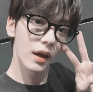 🎧 persona, gafas, signo paz, retrato, selfie, adolescente telegram sticker
