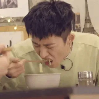 🍜 mangiare, cibo, noodles, bacchette, uomo, asiatico whatsapp sticker