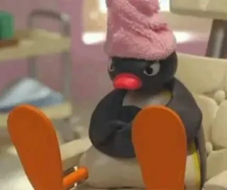 😡 Pingu pinguino, cartone animato, animato, plastilina, personaggio, Pingu whatsapp sticker