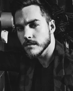 🌪 Portrait, Homme, Barbu, Gros plan, Noir et blanc, Personne telegram sticker