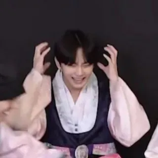 🤯 Kim Taehyung kpop, นักร้อง, เกาหลี, ไอดอล, bts, v telegram sticker