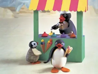 🌝 Pingu pinguino, gelato, cartone animato, claymation whatsapp sticker