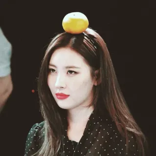 🕊 mujer, naranja, cabeza, hermosa, coreana, actriz telegram sticker