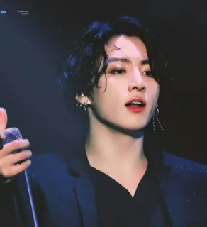 ✨ Jeon Jungkook певец, артист, айдол, k-pop, мужчина, портрет, микрофон whatsapp sticker