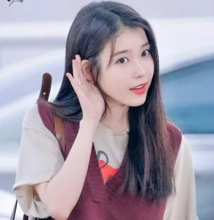 🔉 IU IU, K-pop, Cantante, Coreana, Celebrità, Femmina, Idol, Attrice telegram sticker
