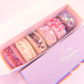 🍥 Moonies macarons, dessert, pastries, sweets, moonies telegram sticker