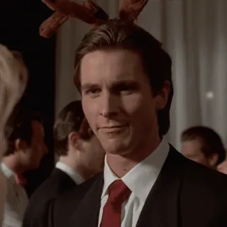 😃 Patrick Bateman American Psycho Патрик Бэйтмен, Американский психопат, Кристиан Бэйл, 80-е, Фильм, Персонаж, Костюм, Олень whatsapp sticker