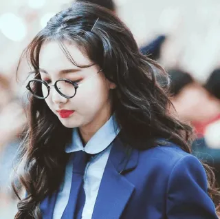 🖇 woman, glasses, portrait, business, korean, asian telegram sticker