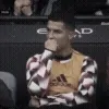 😕