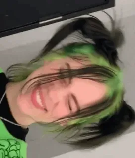 💚 Billie Eilish billie eilish, cantante, celebrità, capelli verdi, musica, popstar telegram sticker