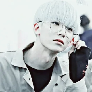 📰 man, portrait, person, glasses, white hair, Asian telegram sticker