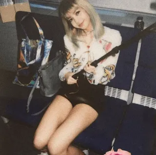 🙂 Lisa kpop, blackpink, idol, singer, music, entertainment telegram sticker
