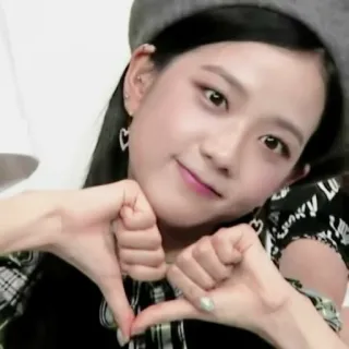 🛎 женщина, девушка, портрет, улыбка, сердце, kpop, азиатка whatsapp sticker
