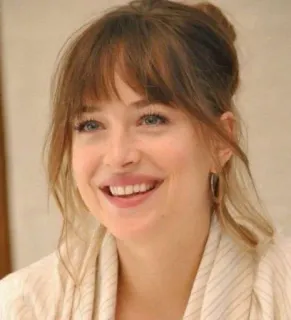 😂 Dakota Johnson aktris, selebriti, Dakota Johnson, potret, wanita, orang telegram sticker