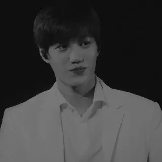 🕸 K-pop, portrait, homme, costume telegram sticker