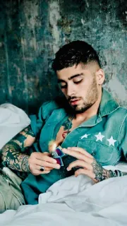 🚬 Zayn Malik 泽恩·马利克, 歌手, 名人, 肖像, 男人, 模特 telegram sticker