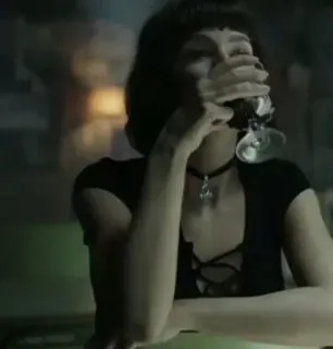 😐 Tokyo Money Heist La Casa de Papel, Tokyo, Úrsula Corberó, Netflix, Personnage, Série TV telegram sticker