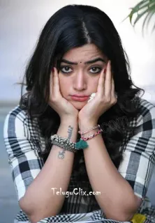 😕 TeluguClix.com femme, portrait, indienne, célébrité, Rashmika Mandanna telegram sticker
