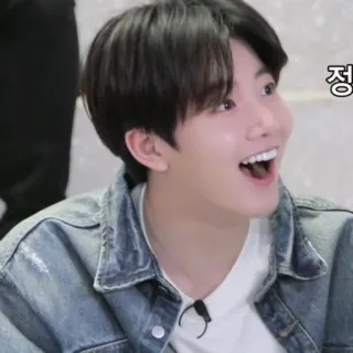 😀 정 sorridente, uomo, coreano, casual, felice whatsapp sticker
