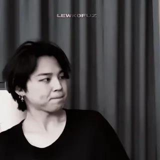 💀 LEWKOFUZ K-pop, Chanteur, Coréen, Asiatique, Personne, Homme, lewkofuz whatsapp sticker
