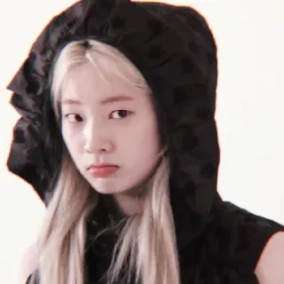 🥮 donna, felpa con cappuccio, ritratto, Dahyun, Kpop telegram sticker