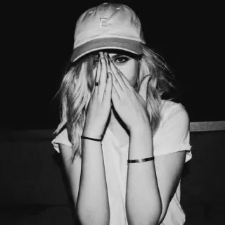 🙊 mulher, menina, chapéu, retrato, pessoa, preto e branco, feminino, adolescente telegram sticker