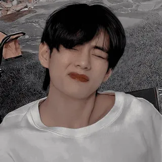 🫐 V kpop, bts, v, kim taehyung, cantante, artista, celebridad telegram sticker
