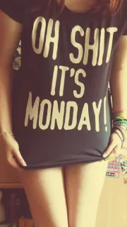 🖕 OH SHIT
IT'S
MONDAY! segunda-feira, ofensivo, camiseta, humor telegram sticker