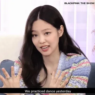 🍬 Jennie BLACKPINK: THE SHOW We practiced dance yesterday kpop, BLACKPINK, เจนนี่, นักร้อง, เต้น, โชว์ telegram sticker