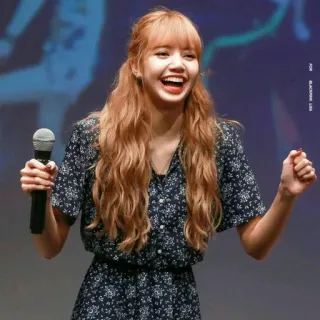 😆 Lisa K-pop, cantante, idol, Lisa, Blackpink telegram sticker