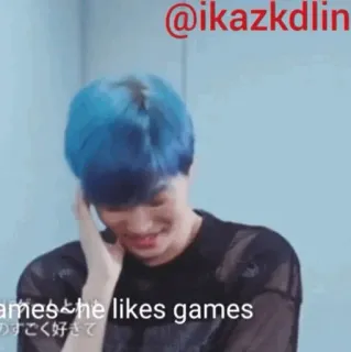 🇧🇼 he likes games whatsapp sticker