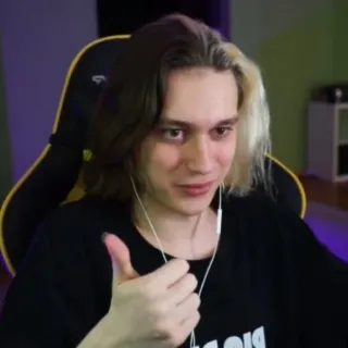 👍 osoba, gracz, kciuk w górę, wewnątrz, młody mężczyzna telegram sticker