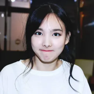 nayeon rndom stiker by : stiker_nayeon whatsapp stickers