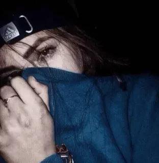 😔 vrouw, meisje, portret, gezicht, ogen, persoon telegram sticker