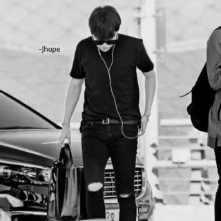 🕯 J-Hope -Jhope J-Hope, человек, солнцезащитные очки, K-pop, музыка telegram sticker