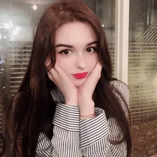 💜 wanita, potret, lipstik merah, kecantikan, berambut cokelat, mode telegram sticker