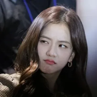 🤨 кореянка, женщина, азиатка, женщина, девушка, красота, лицо whatsapp sticker
