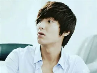 😕 Lee Min-ho актер, корейский, знаменитость, мужчина telegram sticker