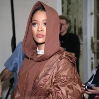 💸 Rihanna woman, celebrity, singer, hoodie, fashion, portrait telegram sticker